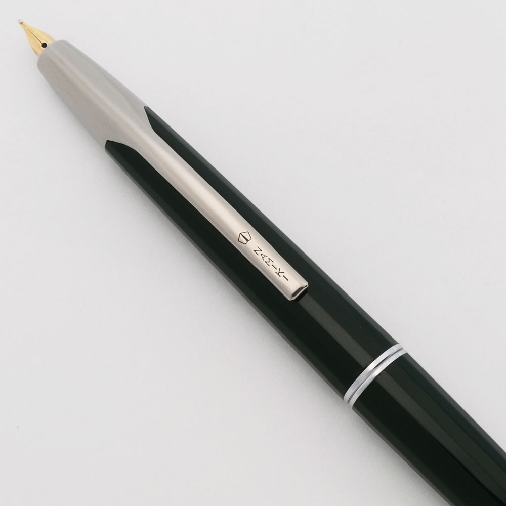 Pilot (Namiki) Vanishing Point Fountain Pen (1997) - Retired